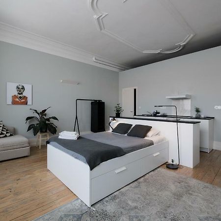 Baixa24 •P2R• Bright Apt In Vibrant Downtown Porto Eksteriør bilde