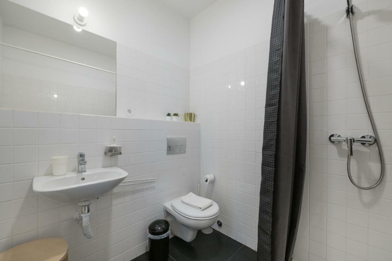 Baixa24 •P2R• Bright Apt In Vibrant Downtown Porto Eksteriør bilde
