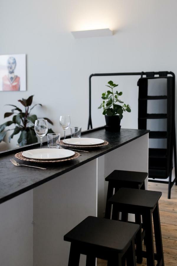 Baixa24 •P2R• Bright Apt In Vibrant Downtown Porto Eksteriør bilde