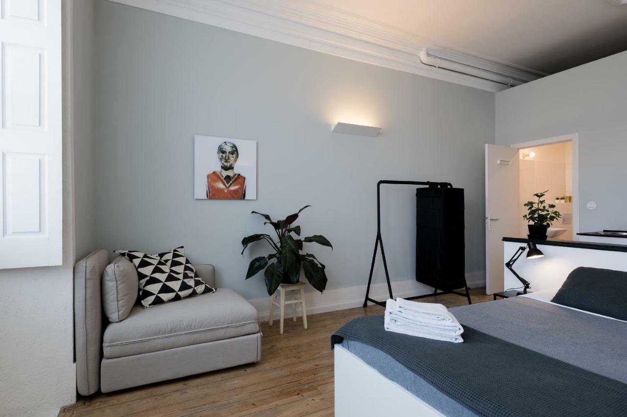 Baixa24 •P2R• Bright Apt In Vibrant Downtown Porto Eksteriør bilde