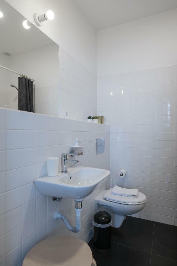 Baixa24 •P2R• Bright Apt In Vibrant Downtown Porto Eksteriør bilde